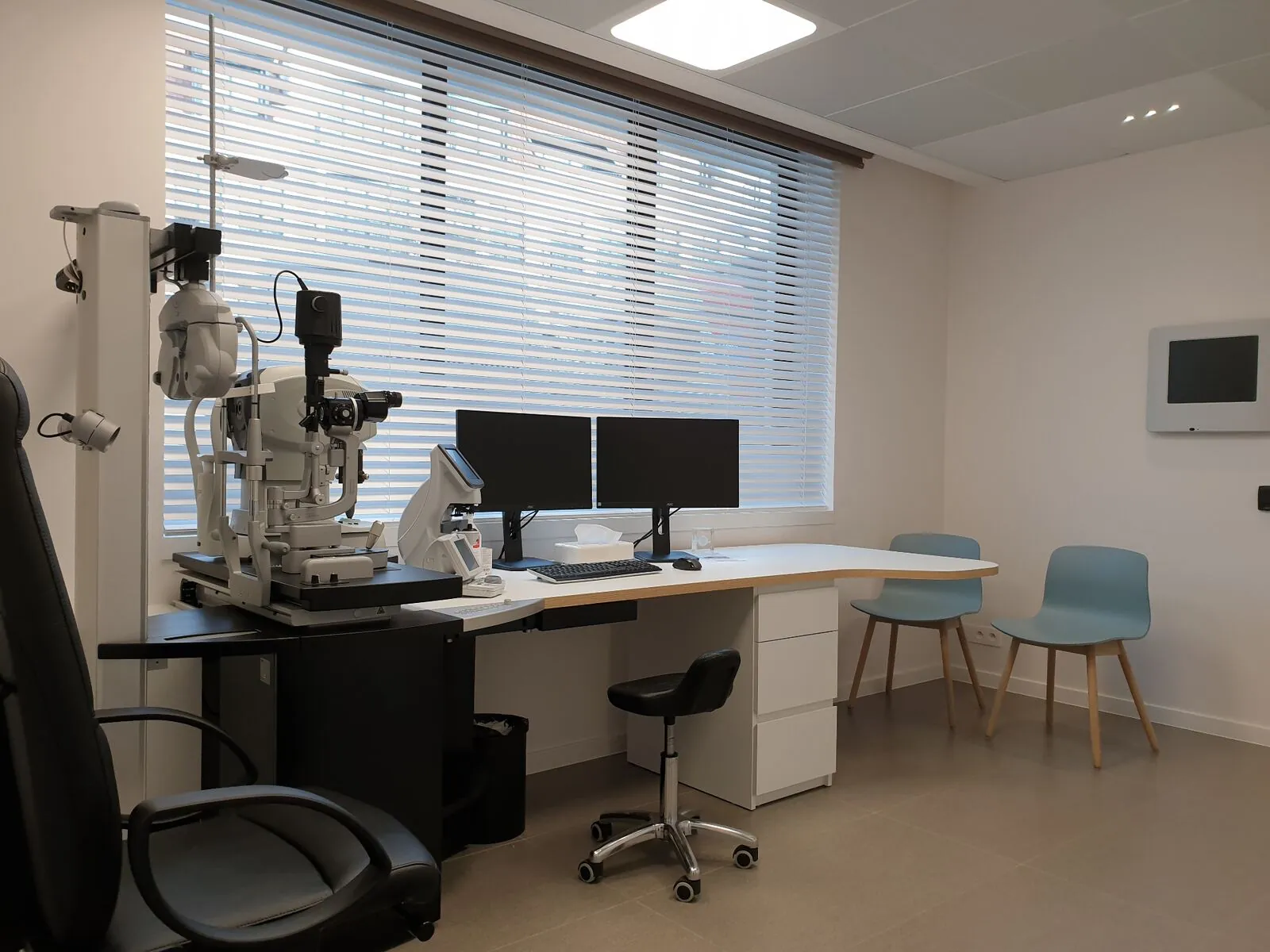 Modern examination room in the ophthalmology practice